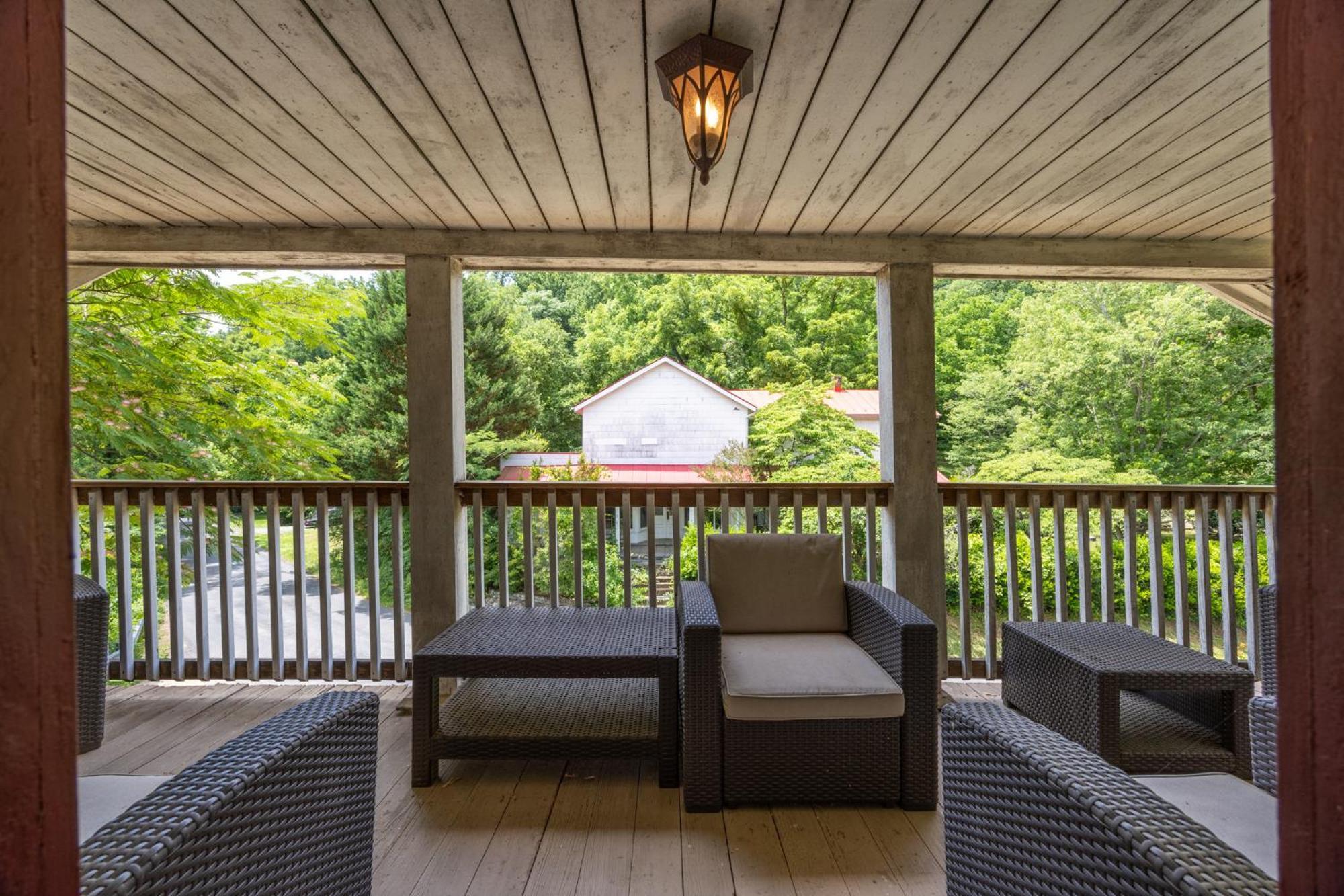 Bliss Point Farm And B&B, Llc Earlysville Exterior foto
